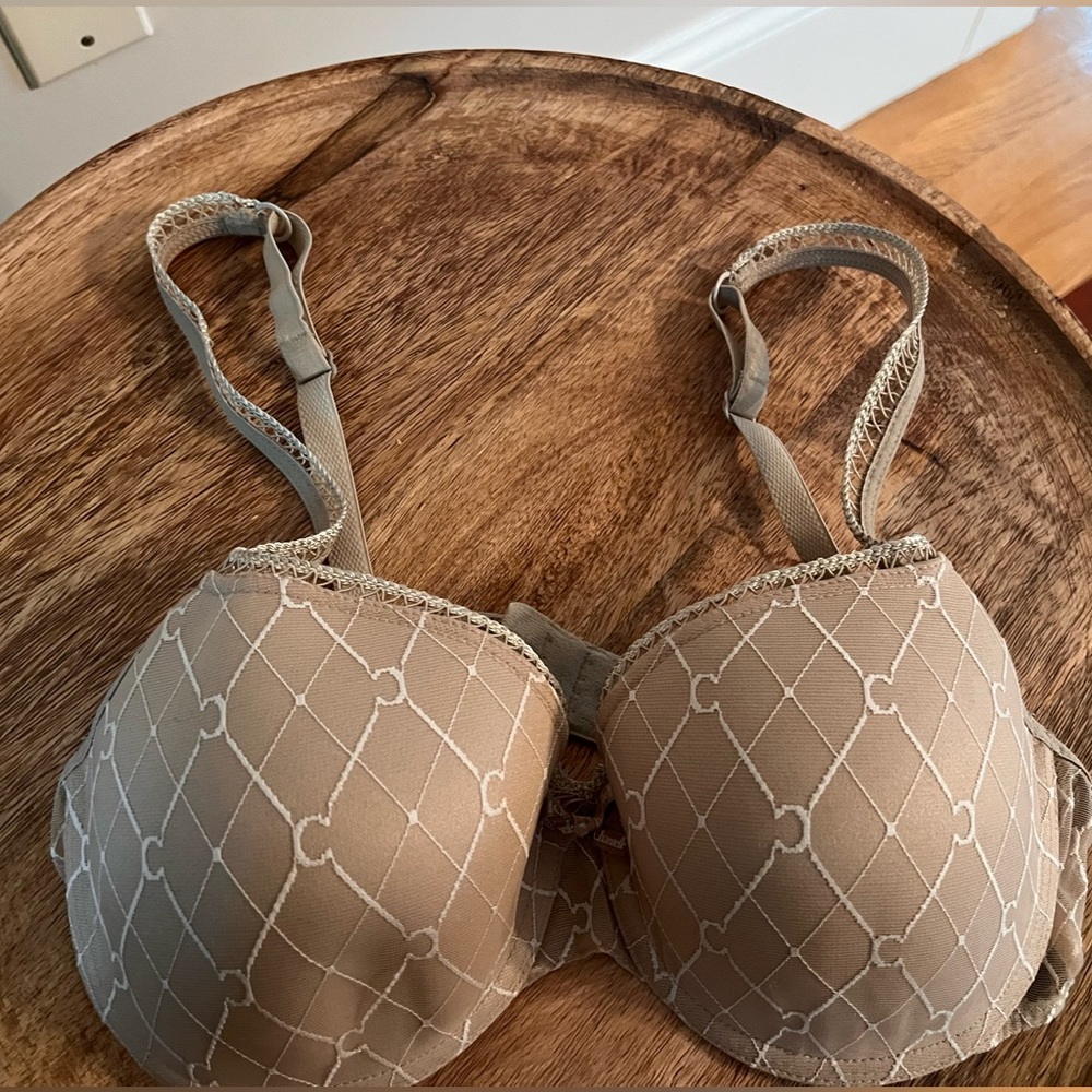 Chantelle Tan Bra